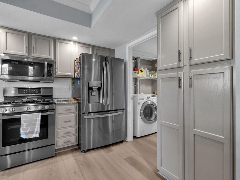 913 White Willow Lane, Columbus, OH 43235 Photo 15