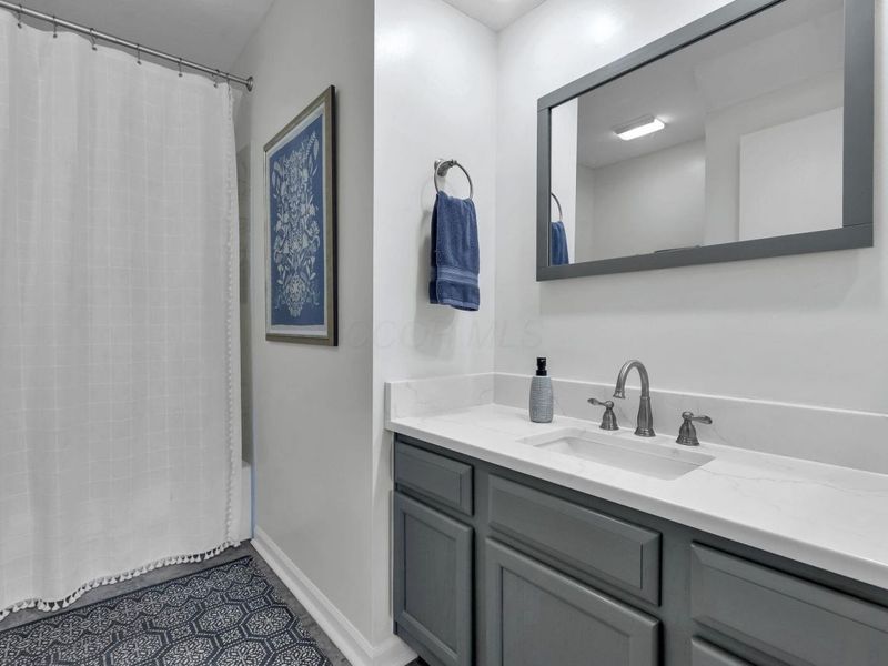 913 White Willow Lane, Columbus, OH 43235 Photo 19