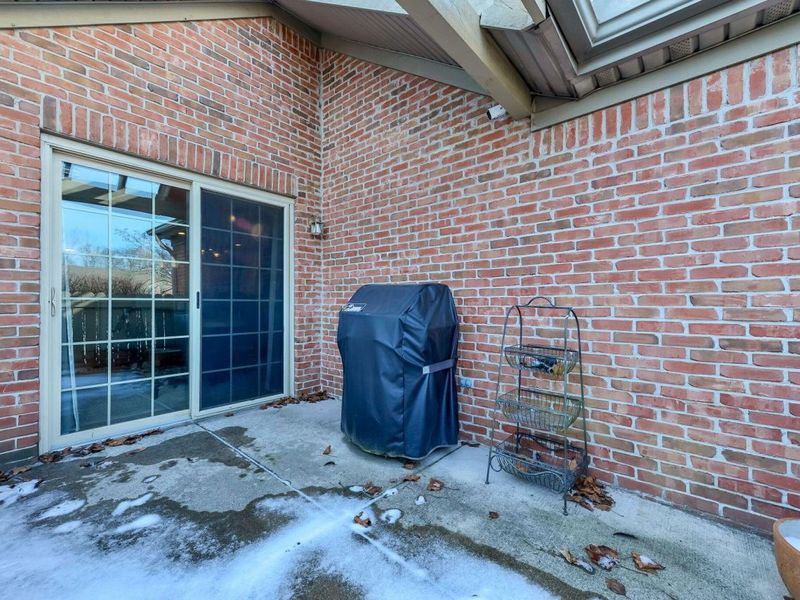 913 White Willow Lane, Columbus, OH 43235 Photo 28