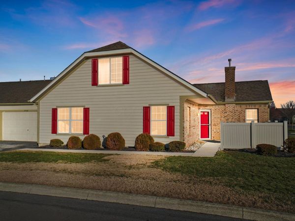 2460 Buckeye Grove, Grove City, OH 43123