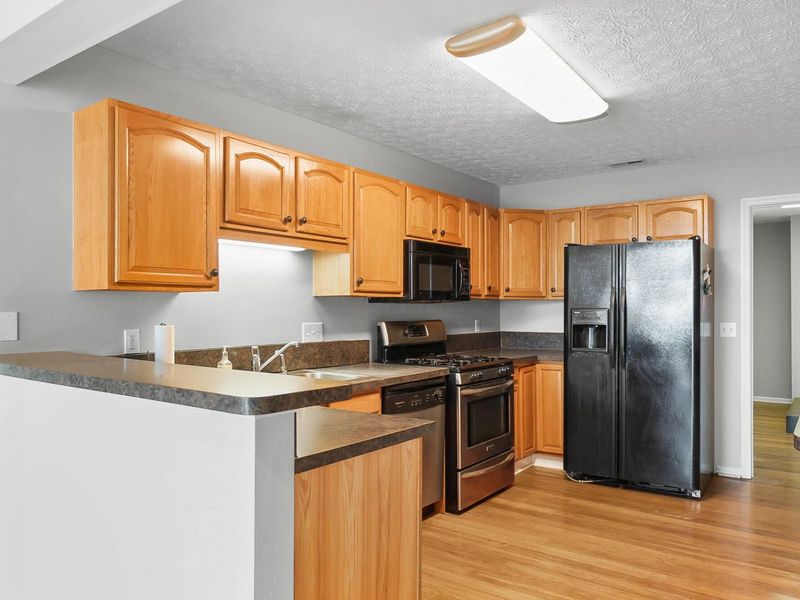 2460 Buckeye Grove, Grove City, OH 43123 Photo 20