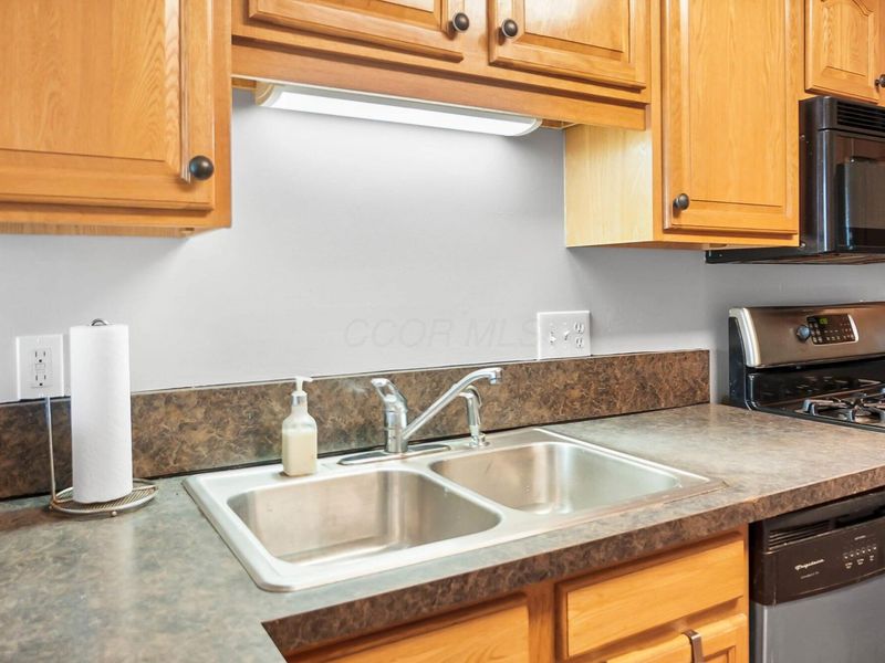 2460 Buckeye Grove, Grove City, OH 43123 Photo 22