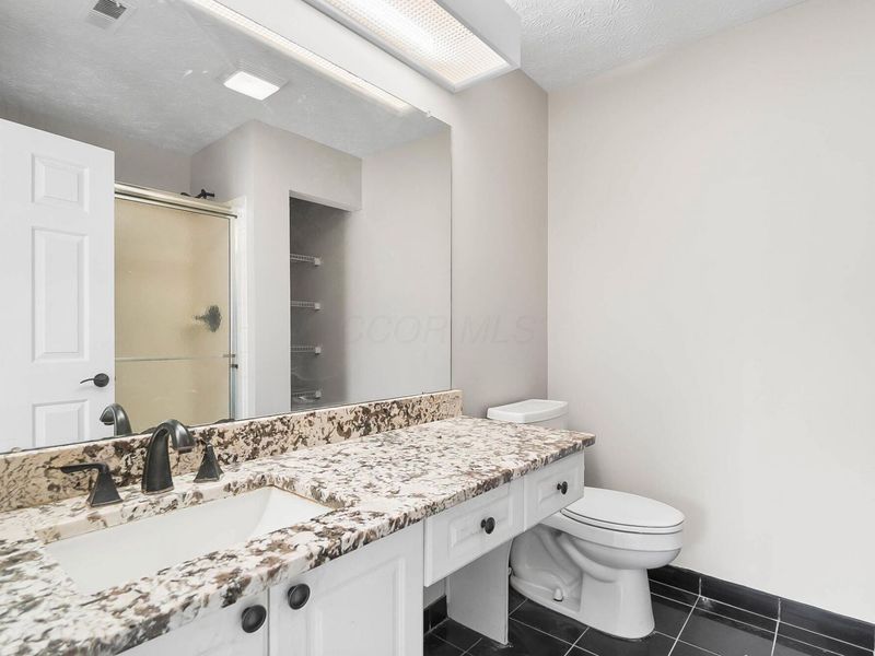 2460 Buckeye Grove, Grove City, OH 43123 Photo 29