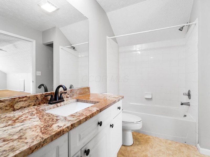 2460 Buckeye Grove, Grove City, OH 43123 Photo 41