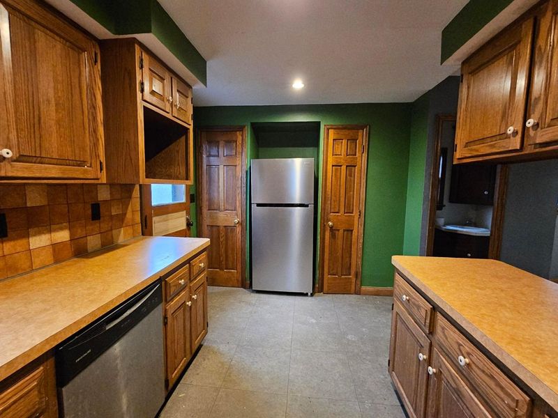 941 Rogers Street, Bucyrus, OH 44820 Photo 8