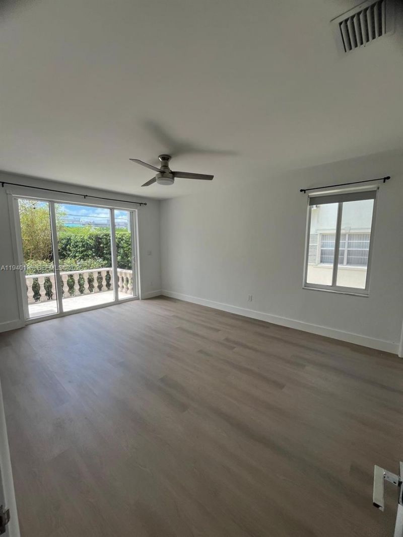 3921 N Meridian Ave, Unit 1A, Miami Beach, FL 33140 Photo