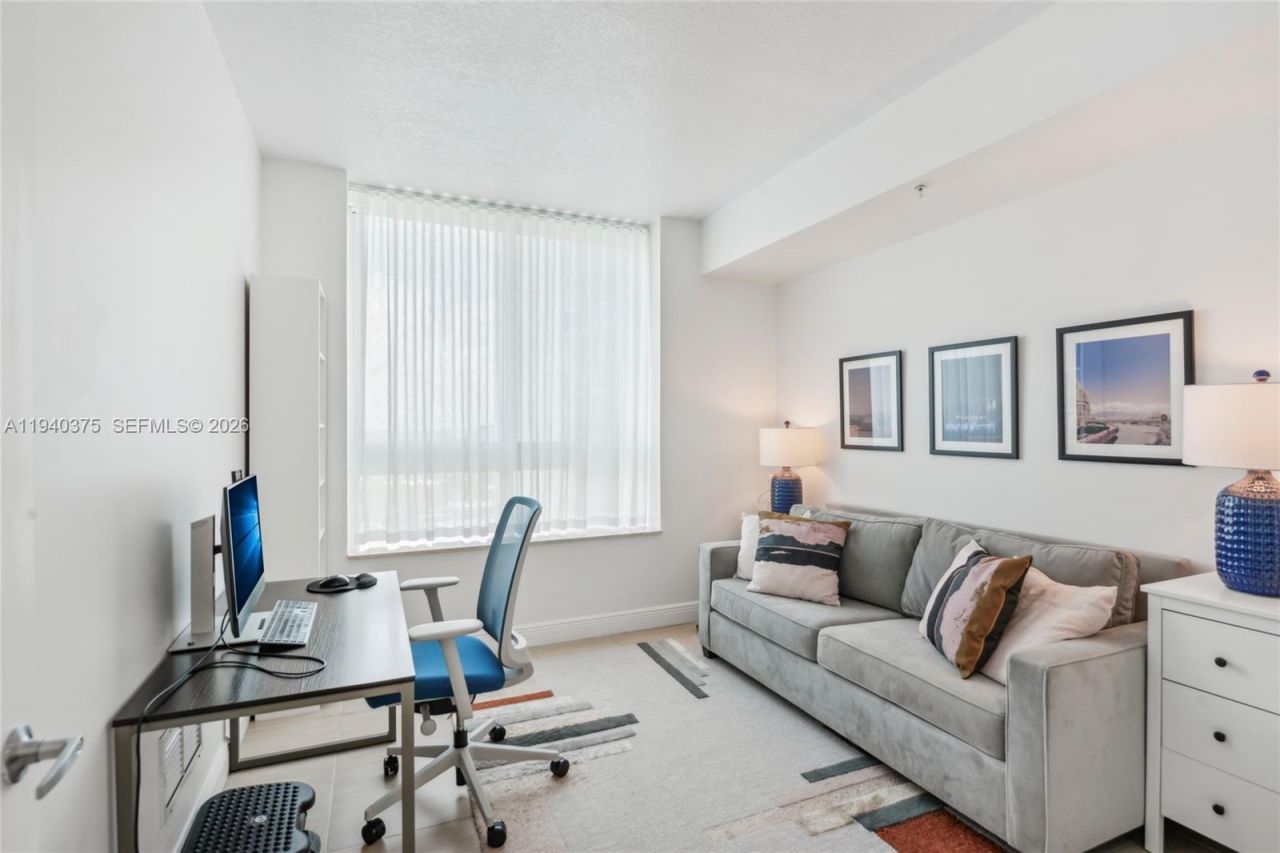 1900 N Bayshore Dr, Unit 1511, Miami, FL 33132 Photo