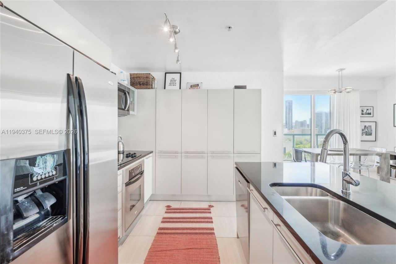 1900 N Bayshore Dr, Unit 1511, Miami, FL 33132 Photo