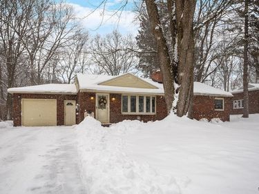 213 Euclid Drive, Fayetteville, NY 13066