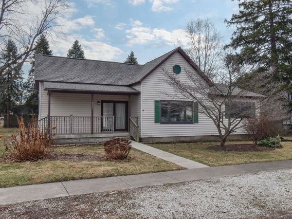 301 E Douglas Street, St. Joseph, IL 61873