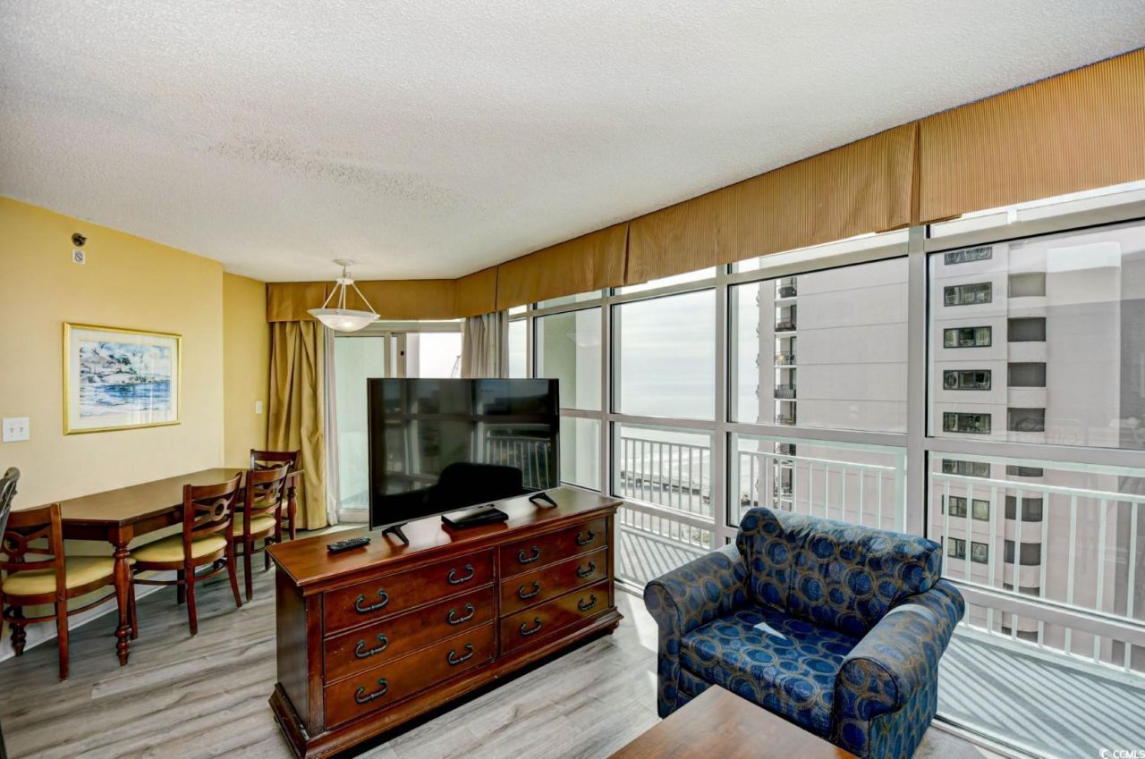 2504 N Ocean Blvd. Photo 7