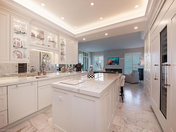 5051 PELICAN COLONY BLVD, Unit 1701, BONITA SPRINGS, FL 34134