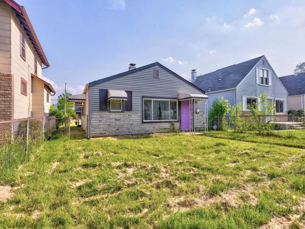 915 E 13th Avenue, Columbus, OH 43211