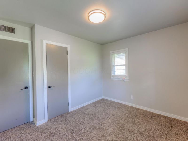 915 E 13th Avenue, Columbus, OH 43211 Photo 6