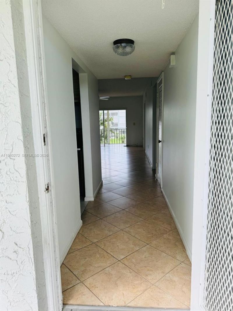 9880 Marina Blvd, Unit 1519, Boca Raton, FL 33428 Photo