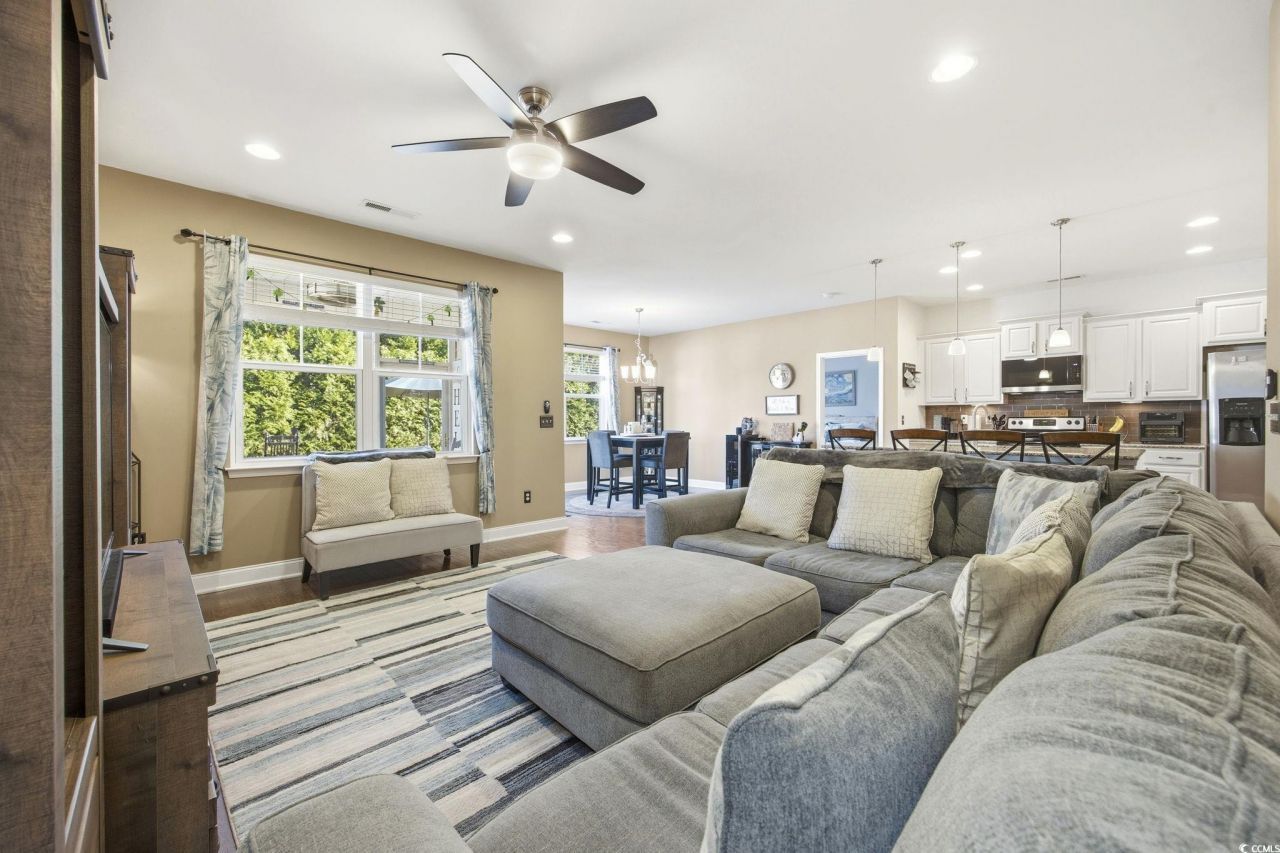 1309 Camlet Ln. Photo 8