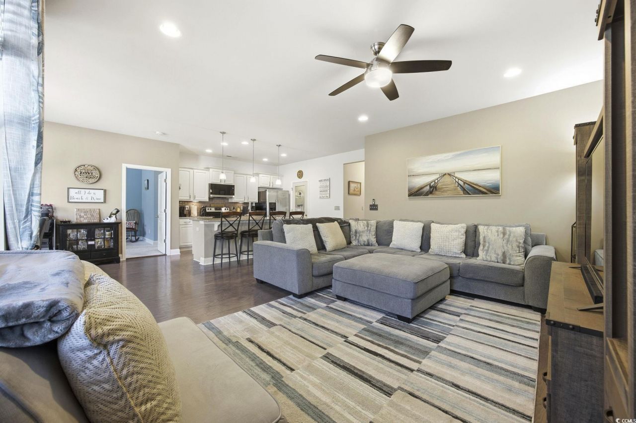 1309 Camlet Ln. Photo 9