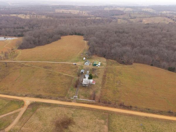 1326 County Road 359 , Thayer, MO 65791