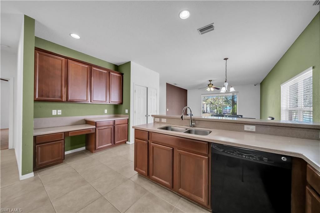 8125 Silver Birch Way, Lehigh Acres, FL 33971 Photo