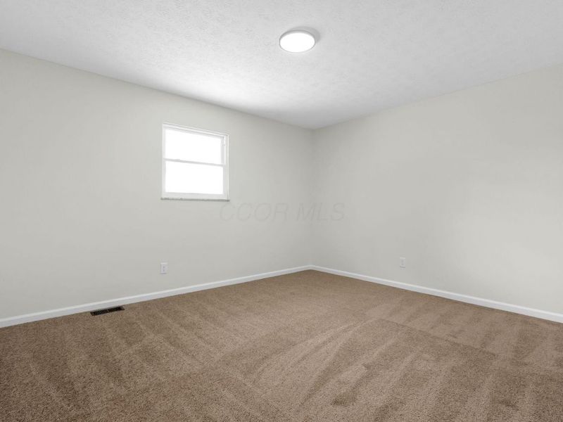 75 Helen Road SW, Pataskala, OH 43062 Photo 18