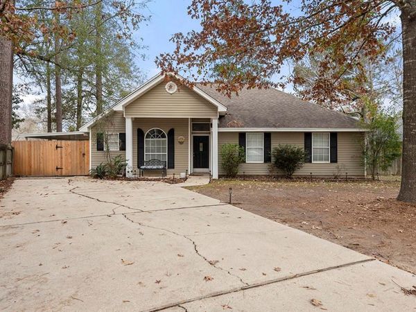 2342 DOE Court, Mandeville, LA 70448