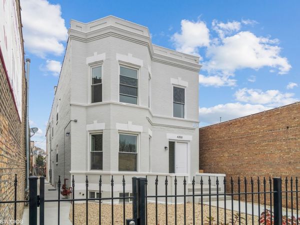 4350 W Belmont Avenue, Chicago, IL 60641