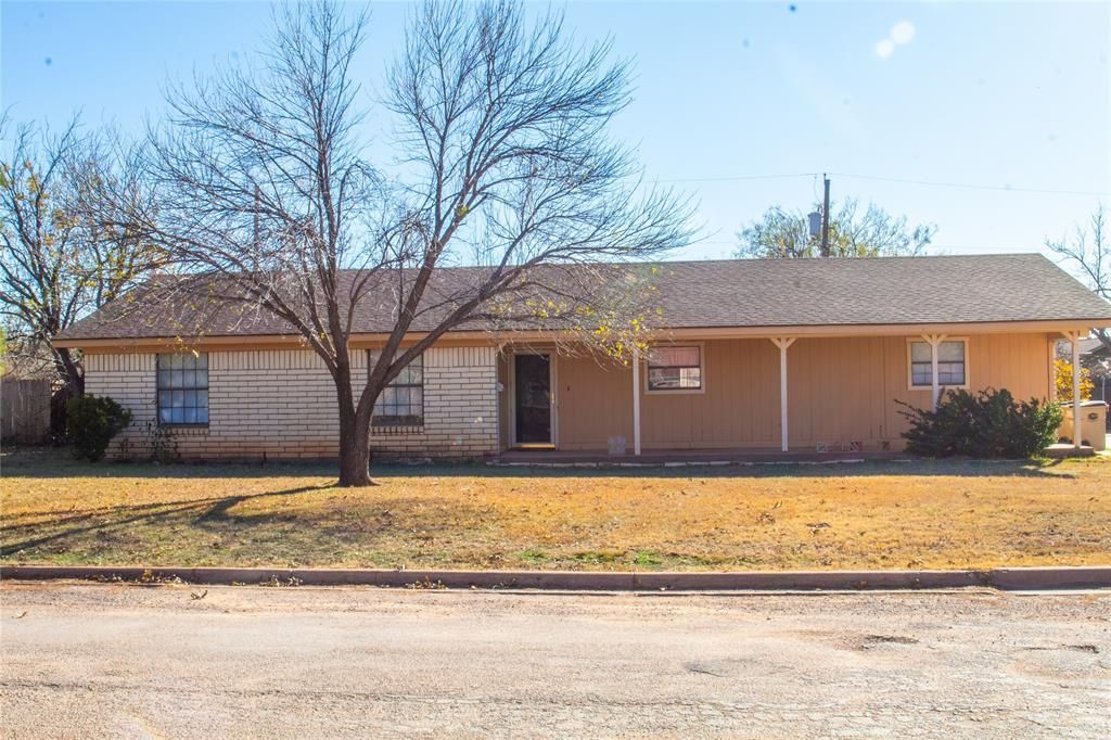 1719 21st Street, Anson, TX 79501 Main Photo