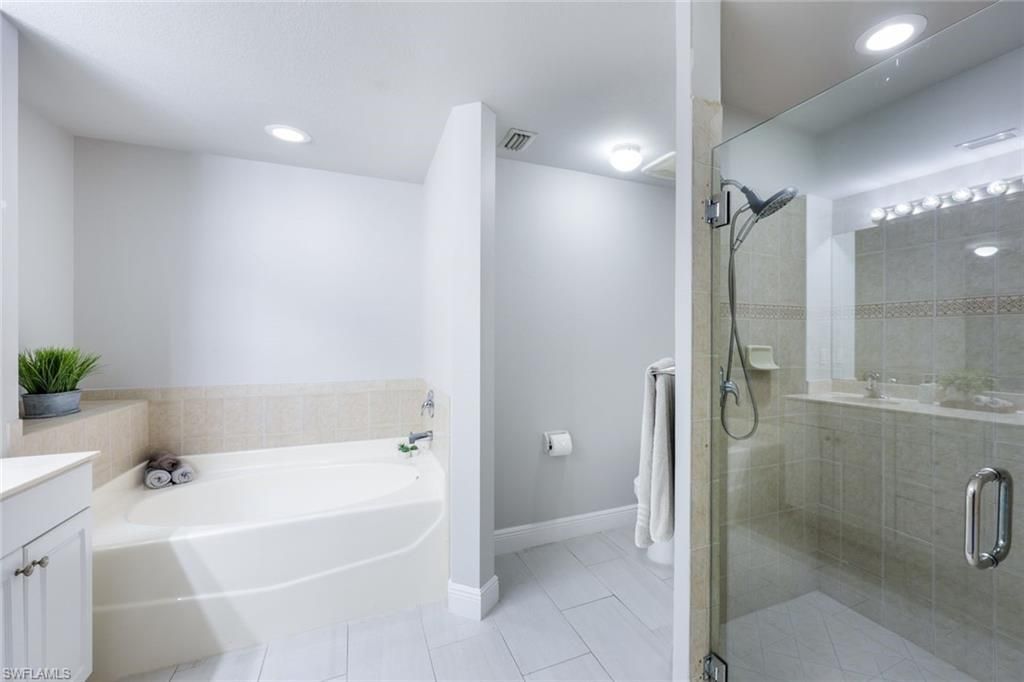 11842 Bayport Lane, Unit 2102, Fort Myers, FL 33908 Photo