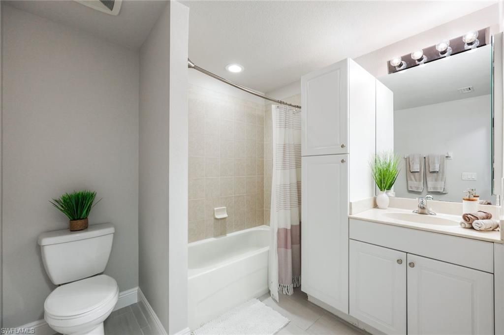 11842 Bayport Lane, Unit 2102, Fort Myers, FL 33908 Photo