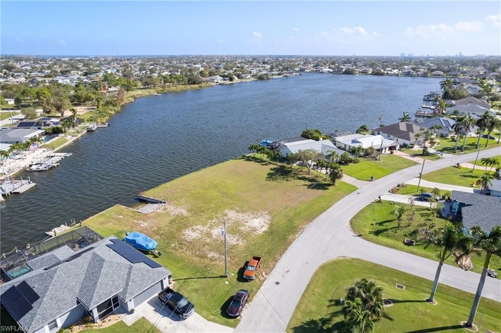 159 SE 6th St, Cape Coral, FL 33990 Photo