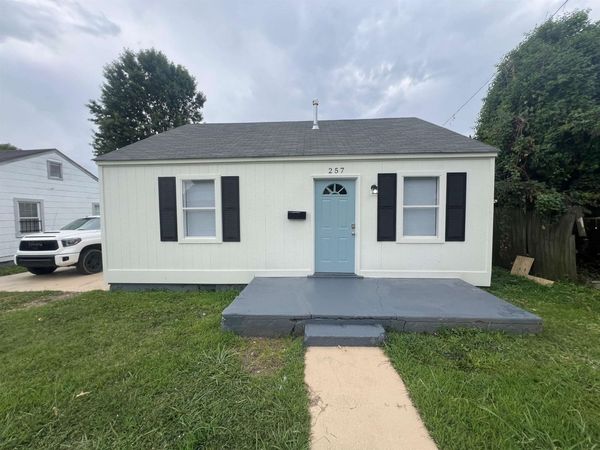 257 W ESSEX AVE, Memphis, TN 38109