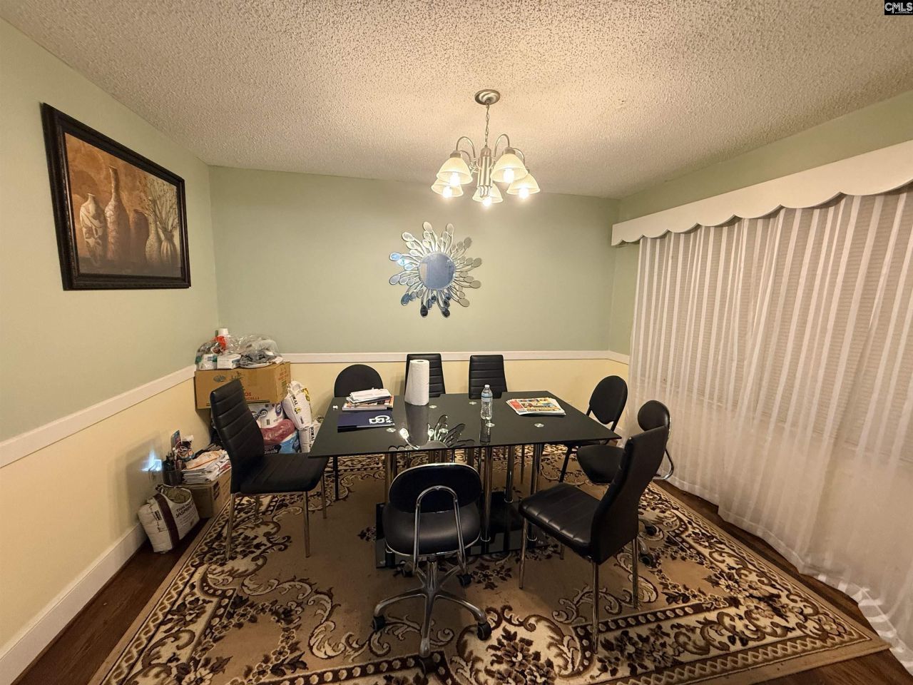 946 Bakersfield Road Photo 11