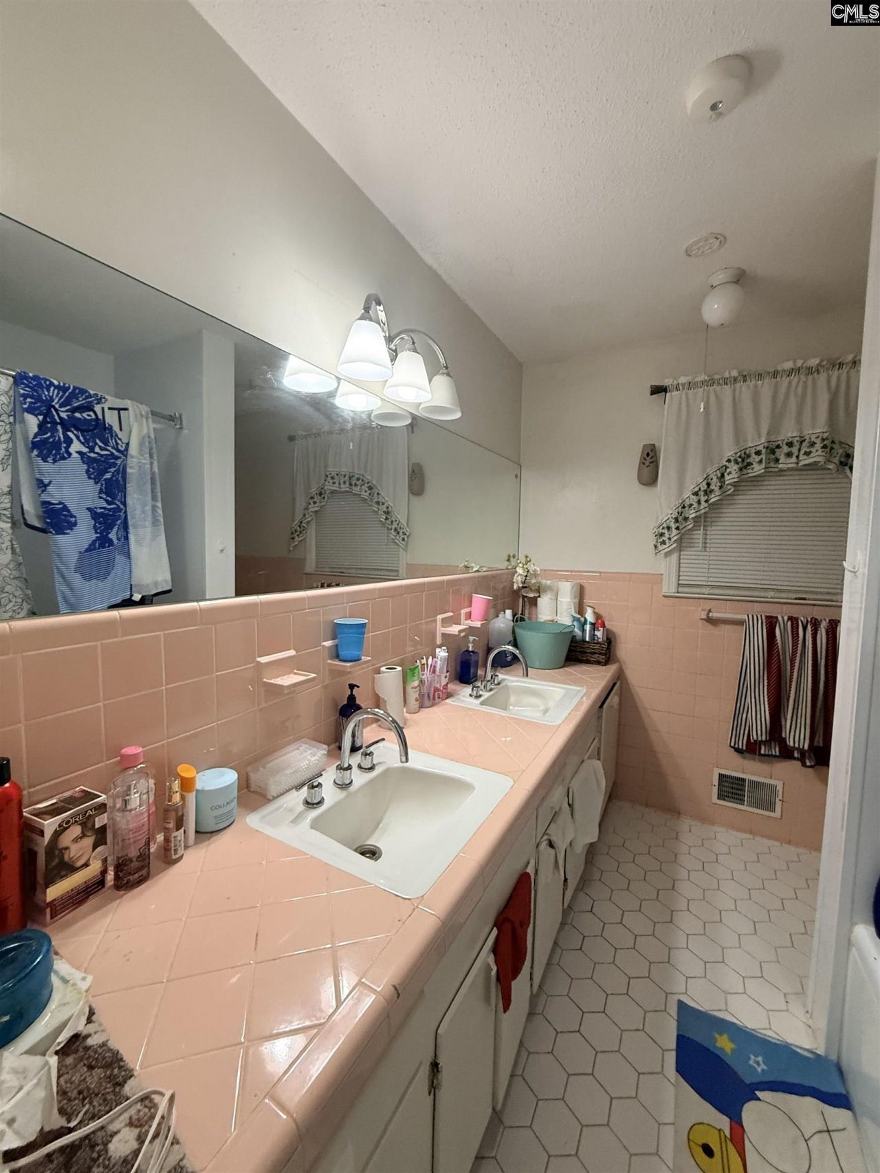 946 Bakersfield Road Photo 23