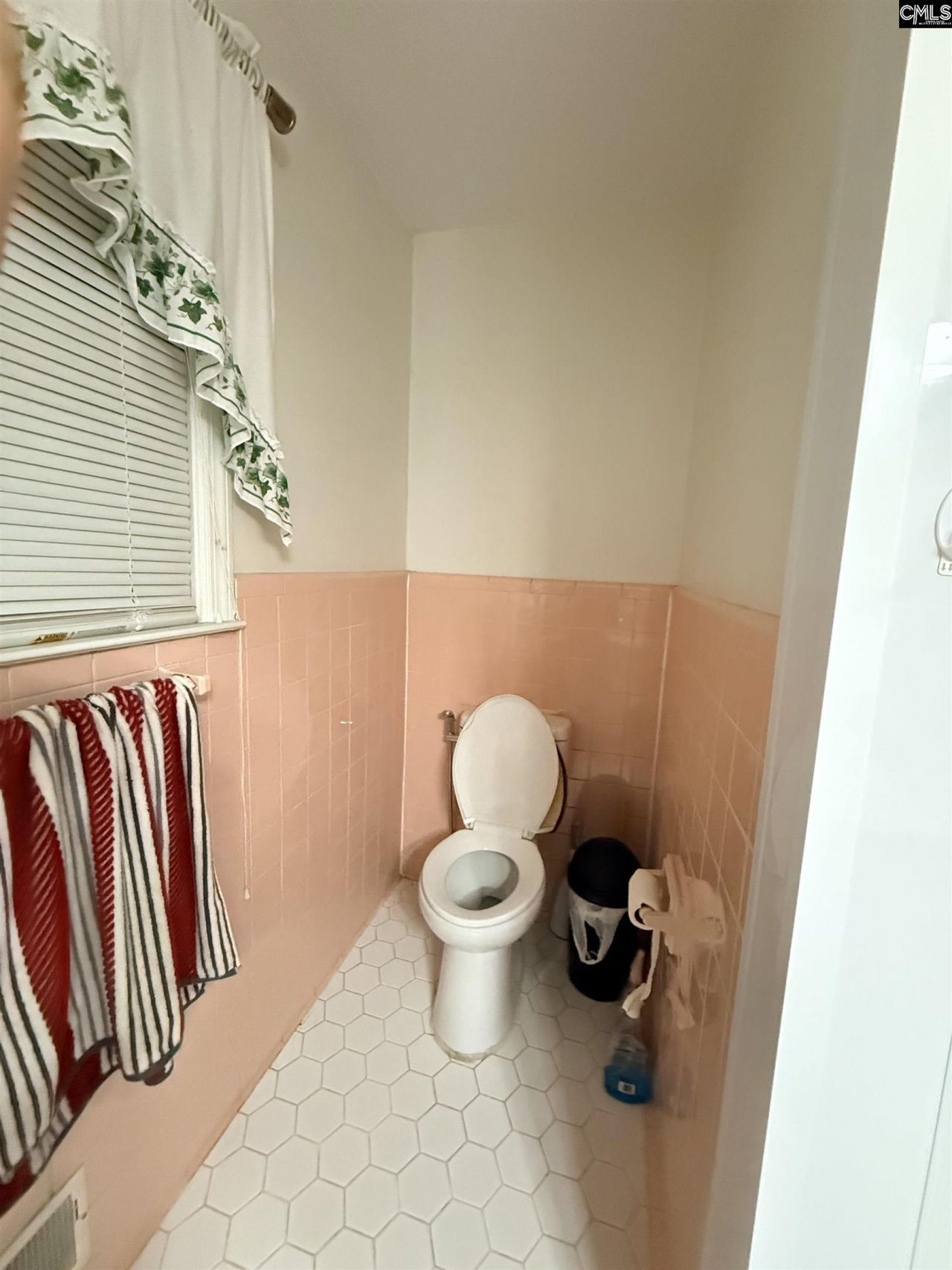 946 Bakersfield Road Photo 25