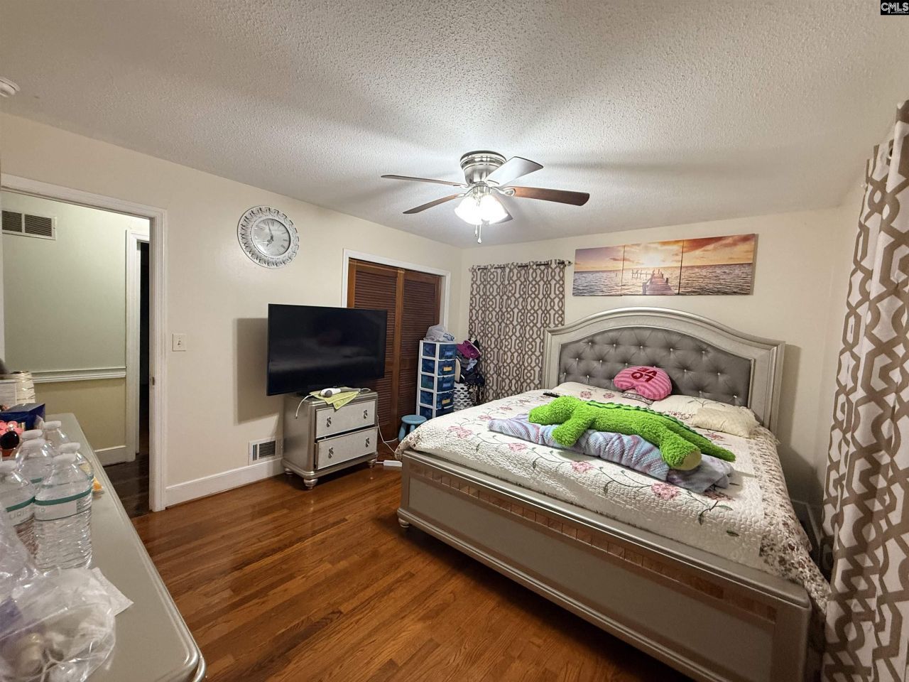 946 Bakersfield Road Photo 32