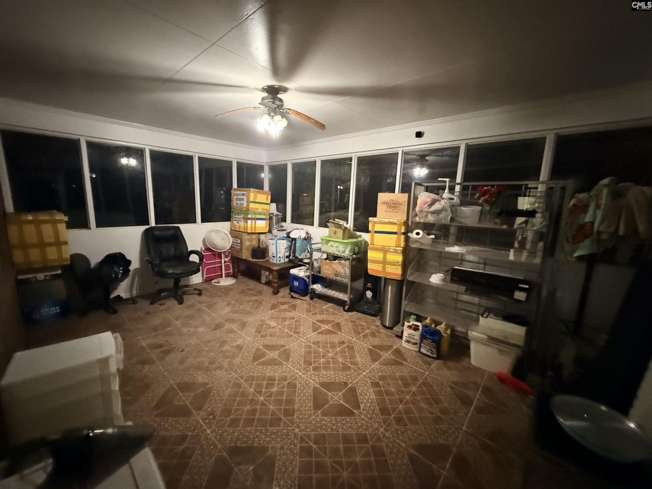 946 Bakersfield Road Photo 38