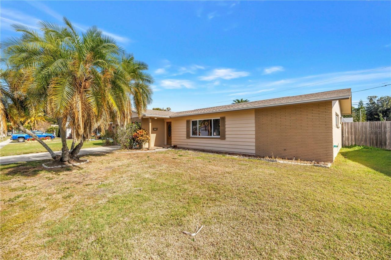 1861 Princeton Drive, Clearwater, FL 33765 Photo