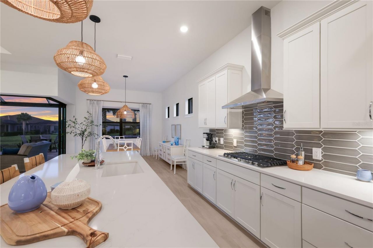 18025 Northwood Place, Bradenton, FL 34202 Photo