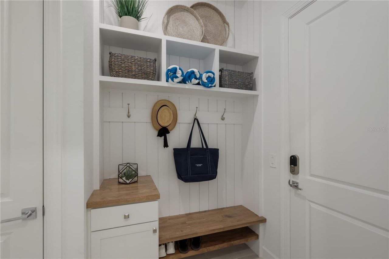 18025 Northwood Place, Bradenton, FL 34202 Photo