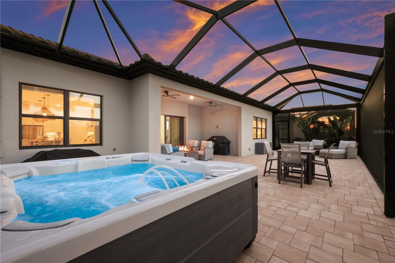 18025 Northwood Place, Bradenton, FL 34202 Photo