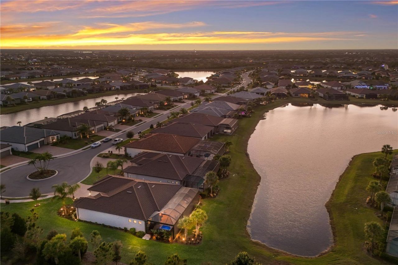 18025 Northwood Place, Bradenton, FL 34202 Photo