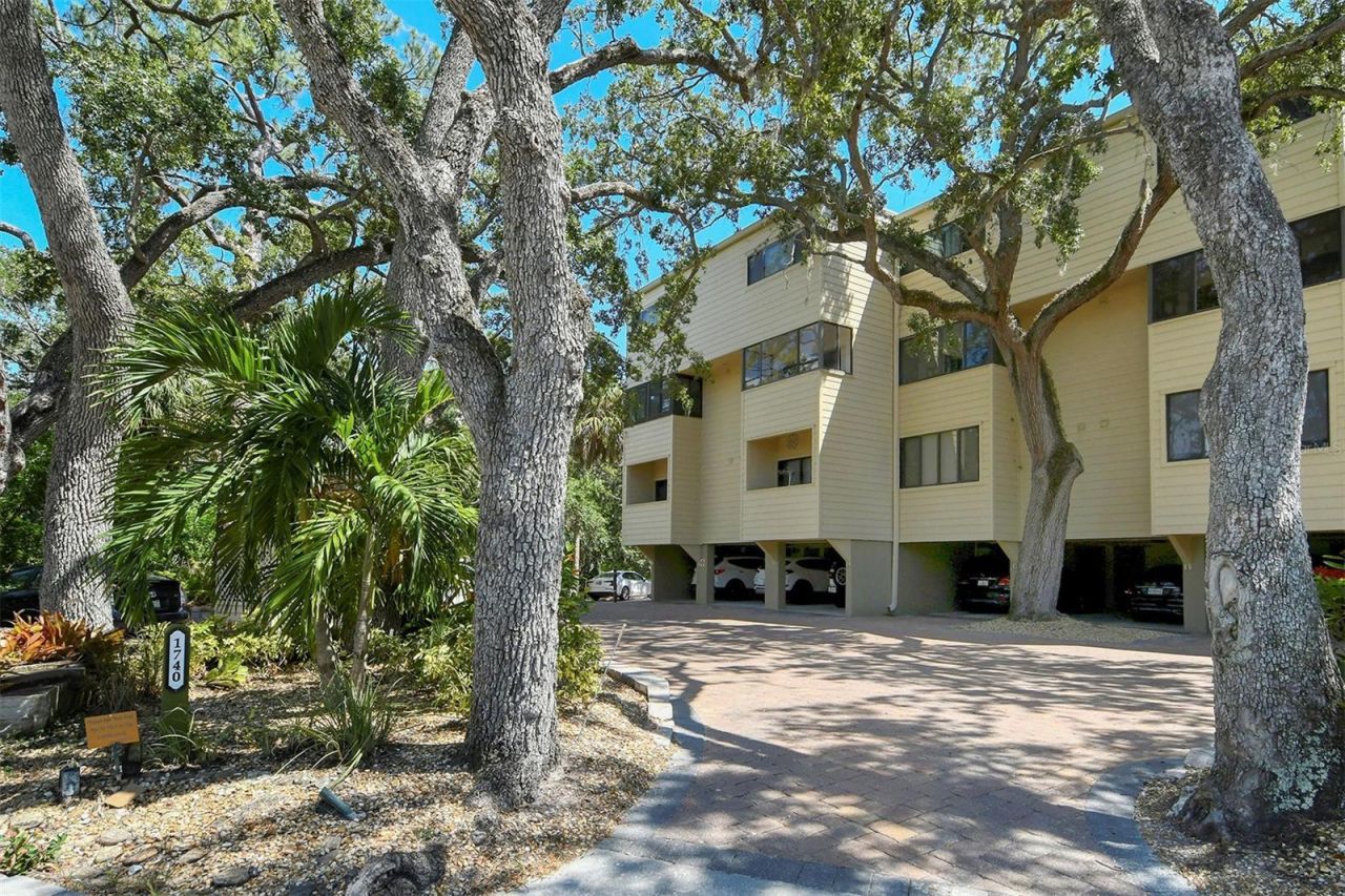 1740 Alderman Street, Unit 12, Sarasota, FL 34236 Photo