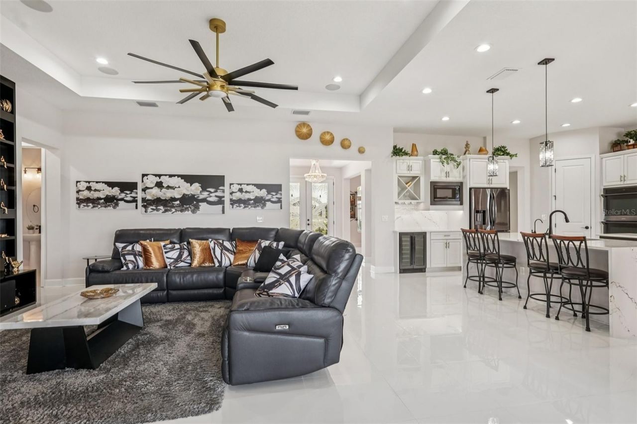 5027 Lake Toscana Drive, Wimauma, FL 33598 Photo