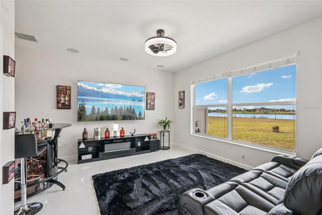5027 Lake Toscana Drive, Wimauma, FL 33598 Photo
