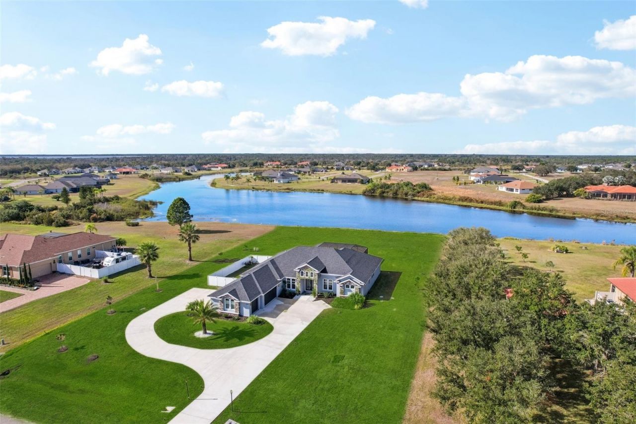 5027 Lake Toscana Drive, Wimauma, FL 33598 Photo