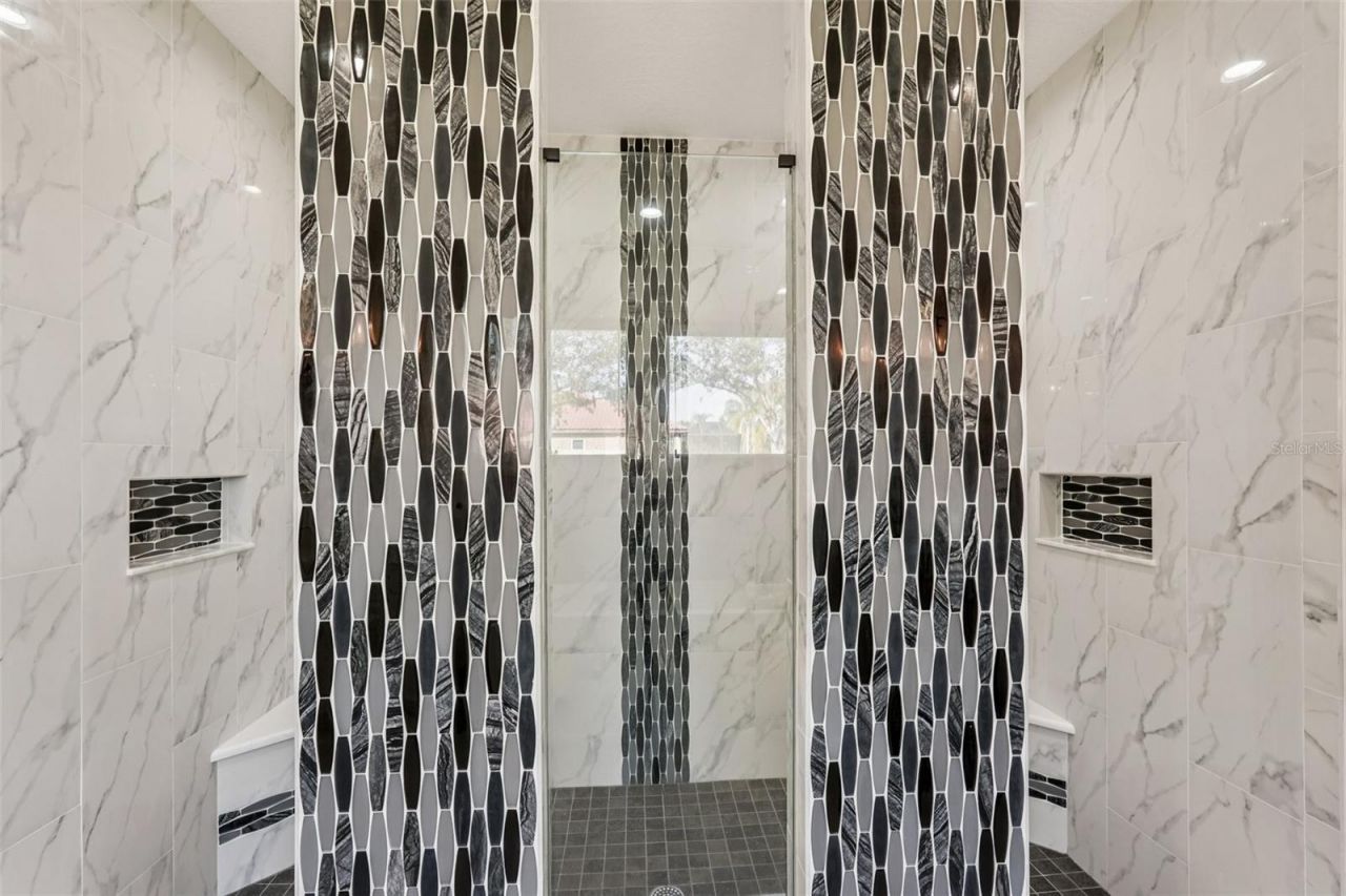5027 Lake Toscana Drive, Wimauma, FL 33598 Photo