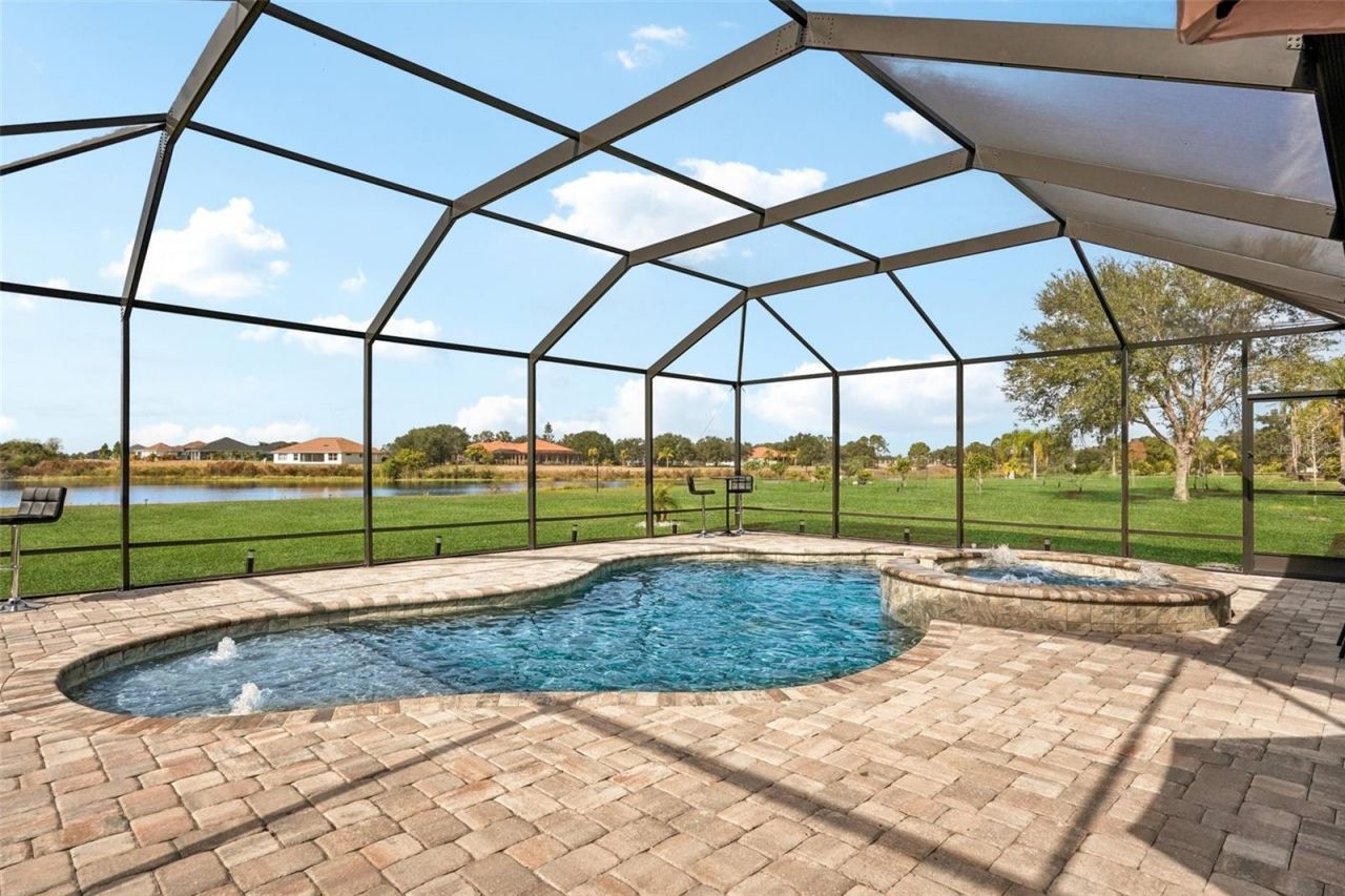 5027 Lake Toscana Drive, Wimauma, FL 33598 Photo