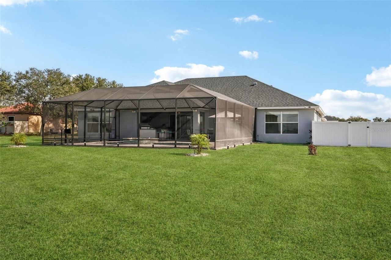 5027 Lake Toscana Drive, Wimauma, FL 33598 Photo
