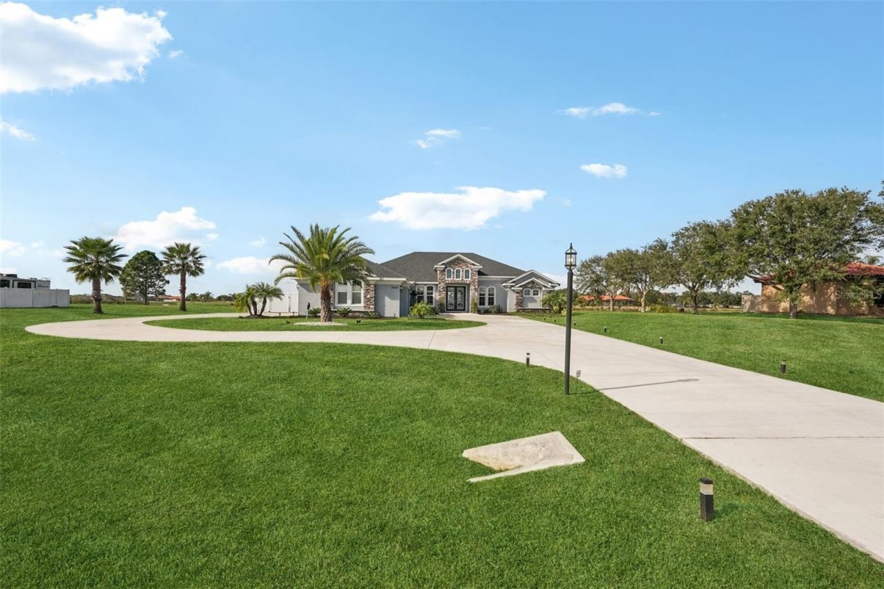5027 Lake Toscana Drive, Wimauma, FL 33598 Photo