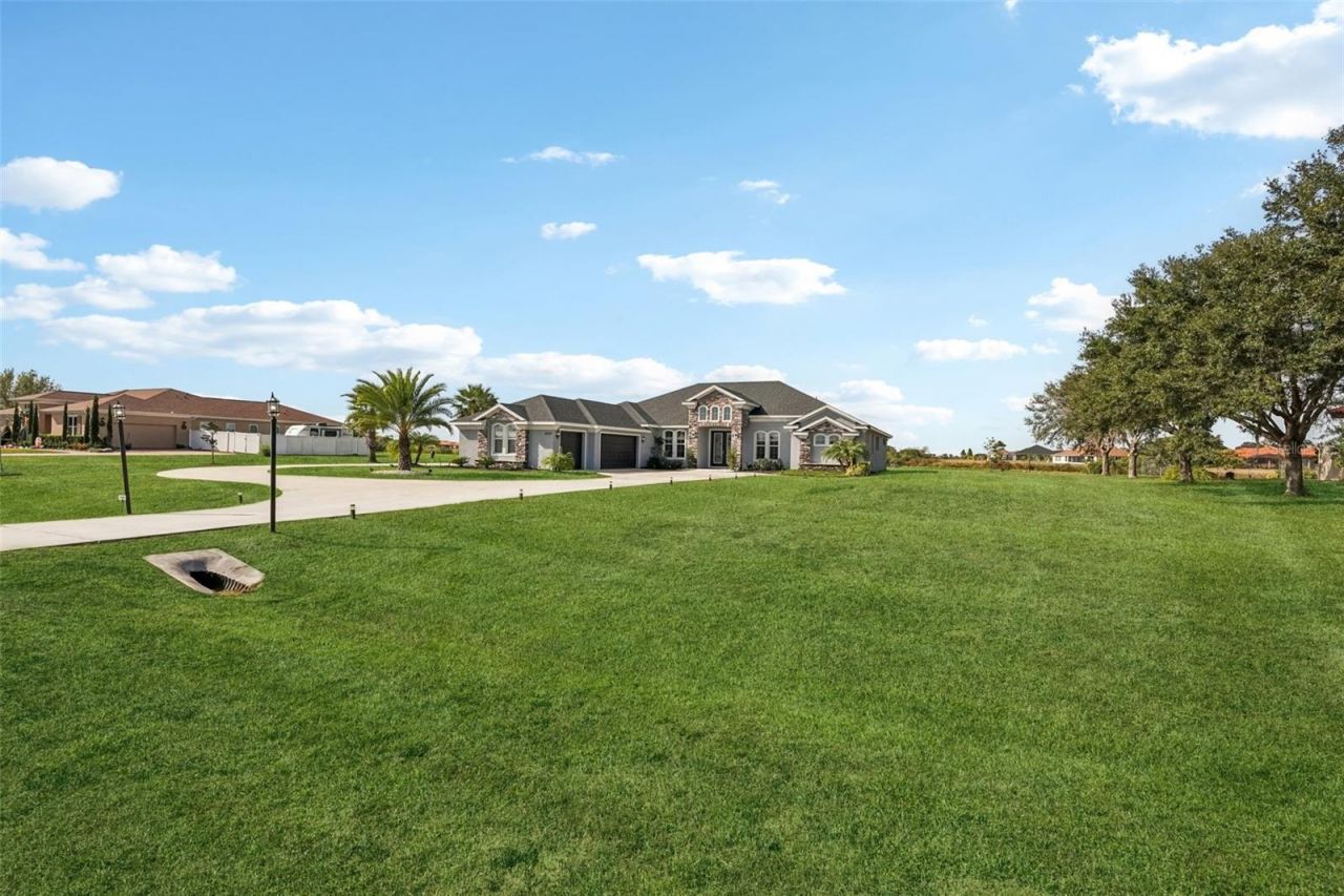 5027 Lake Toscana Drive, Wimauma, FL 33598 Photo